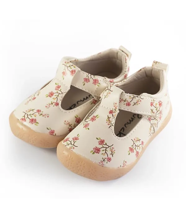 Zapato Gateador Floreado Niña