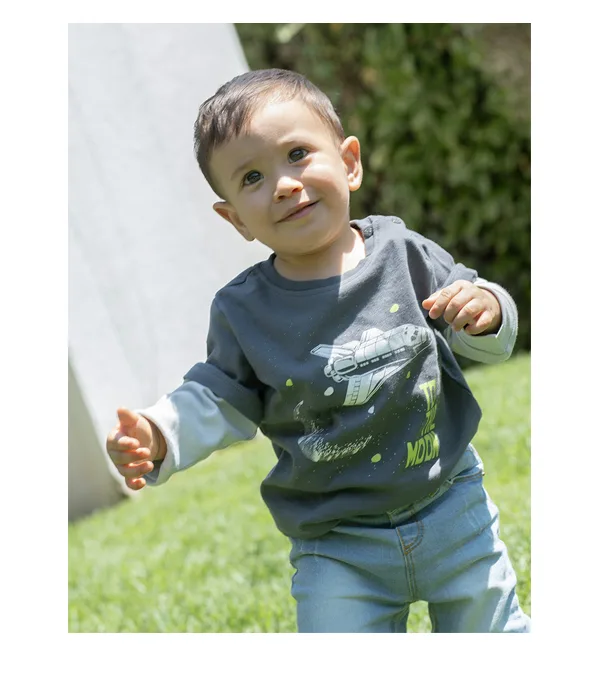 Polera Manga Larga Niño Space